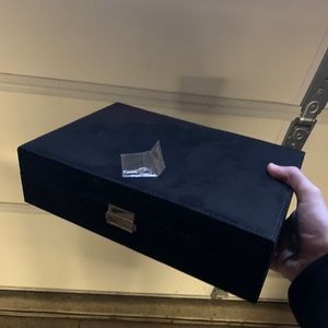 Jewelery box